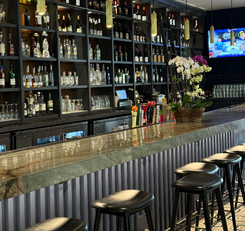 One North Kitchen & Bar